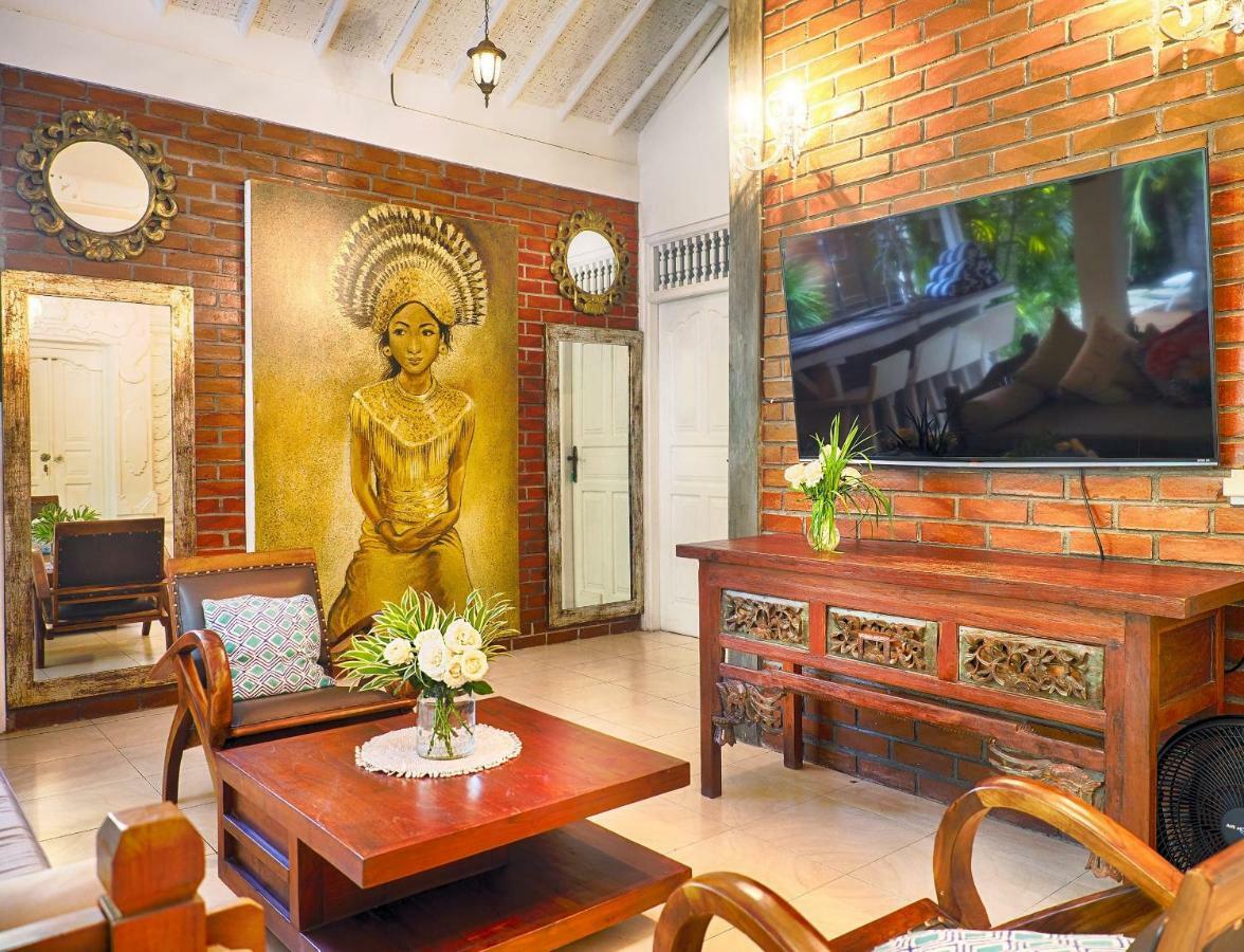Villa White Stars Seminyak Exterior foto